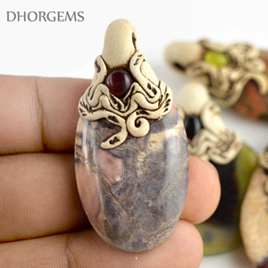 Colgante Artesanal Vintage de Arcilla Polimérica con Piedras Preciosas, Bañado en Cobre Antiguo, Joyería para Boda - Product Image 6