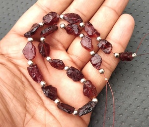 พลอยโกเมนสีแดงธรรมชาติเกรด AAA หินชิ้นเล็กๆแบบเจาะด้านบนสำหรับทำเครื่องประดับ - Product Image 2