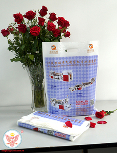 กระเป๋าช้อปปิ้งพลาสติกแบบมีการตัด PE D แบบรีไซเคิลสำหรับใช้ในงานตัดเย็บสำหรับงานหนักผู้ผลิตในเวียดนามพิมพ์แบบกำหนดเอง - Product Image 5