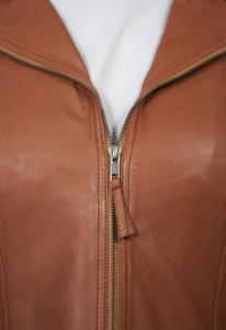 Veste en cuir à la cannelle de style motard chic et sur mesure pour femmes en peau de mouton d'agneau véritable douce - Product Image 3