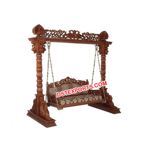 Balançoire de mariage traditionnelle indienne en bois sculpté à la main, balançoire pour mariage, promotion spéciale - Product Image 1