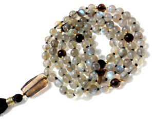 สร้อยคอลูกปัดของศิลปินชาวอินเดียทำด้วยมือสร้อยคอ108ที่กำลังมาแรงสร้อยคอมาลาแบบถักสำหรับทุกเพศควอตซ์แบบสโมควอทซ์ - Product Image 4