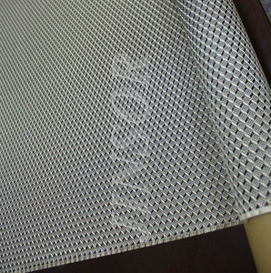 Tela de Fibra de Carbono 3K Tejida en 3D para Uso en la Industria de Componentes de Automóviles - Product Image 2