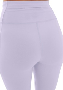 Eclipse Leggings de fitness minces pour femmes Pantalons de yoga imprimés avec détails de couture pour la course à pied Exercice de sport Techniques tricotées sans couture - Product Image 4