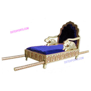 Doli — gourde de de mariée indienne, vêtements de cérémonie, motif éléphant, idéal pour mariage - Product Image 1