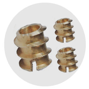 Écrou d'insertion d'entraînement de fente en laiton de taille personnalisée de haute qualité finition polie qualité authentique à prix compétitif - Product Image 1