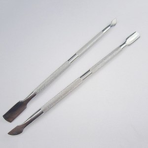 Outil de manucure pédicure à double extrémité en acier inoxydable de haute qualité - Product Image 2