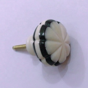 Fabricante de perillas de hardware de estilo indio, perillas talladas a mano para gabinete de hueso de cuerno, manijas de tocador y perillas de cajón de cuerno - Product Image 4