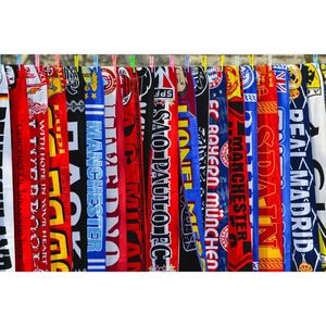 Bufandas de Fútbol Largas de Poliéster con Estampado Digital Multicolor, Patrón de Letras, para Hombres Adultos, para Todas las Temporadas, para Aficionados al Fútbol - Product Image 1