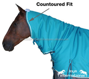 Joya International Manta Impermeable Rosa para Caballo, Estilo Turnout con Cuello Completo y Solapa Grande para Cola, Todas las Estaciones, de 7'0" a 4'9" - Product Image 3