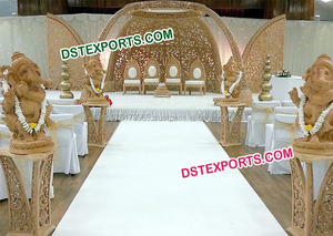 ศาลาไม้แกะสลักรูปนกยูงสี่เสา พร้อมฉากหลังวัดสีทอง ปรับแต่งสีและขนาดได้ ประกอบง่ายสำหรับงานอีเว้นท์ - Product Image 5