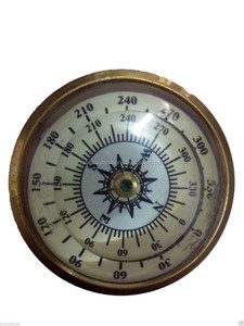 Brújula Náutica de agua Stanley CHCOM305 Vidrio de latón con técnica de fundición Construcción de metal que ofrece un aspecto náutico elegante - Product Image 2