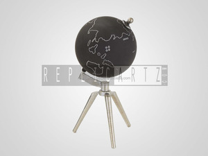 Globe de bureau traditionnel en métal noir Art Déco Maximus International, design durable et écologique |   Cadeau de diplôme éducatif - Product Image 4