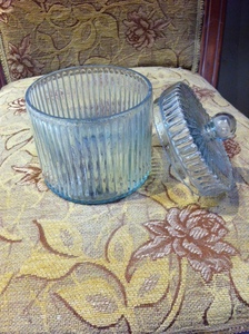 Vente en gros Bocal en verre côtelé fait à la main Style luxe Cylindre en métal coloré ambré noir clair soie pour décoration intérieure - Product Image 2