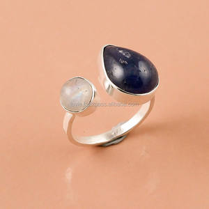 แหวนเงินแฮนด์เมด925สเตอร์ลิงพร้อมพลอยพลอยพลอยสีรุ้งแทนซาไนต์ธรรมชาติผู้ส่งออกเครื่องประดับชั้นดีสำหรับงานแต่งงาน - Product Image 1