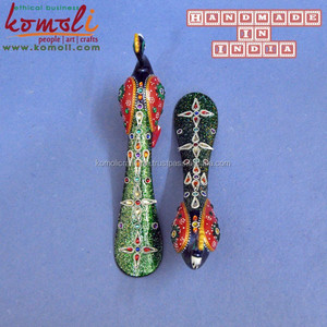 Artisanat indien, statue de paon en émail vibrant, décoration d'art pour la maison, figurine artisanale colorée, décoration culturelle traditionnelle - Product Image 3