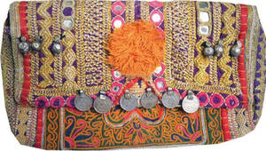 Bolso de Mano KAMARVY Banjara, Hermoso y Hecho a Mano con Monedas, Estilo Étnico Bohemio para Mujer, con Diseño Decorativo Elegante y Ecológico - Product Image 2