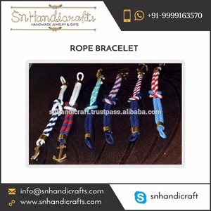 Bracelet en corde de soie de qualité supérieure pour jeunes femmes, créations artisanales - Product Image 1