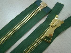 Rouleau de fermeture éclair en métal à extrémité ouverte No.8 - Product Image 3