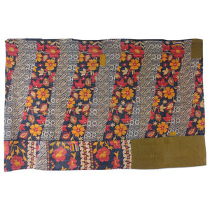 Kantha Quilt Gudari GD067 Fait à la Main Indien Réversible Heavy Throw Old Sari Blanket Patch Work with Cotton Filling - Product Image 2
