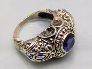 Mignon Améthyste Quartz Gemstone Bague de mariage en argent sterling 925 pour femme Style classique - Product Image 2