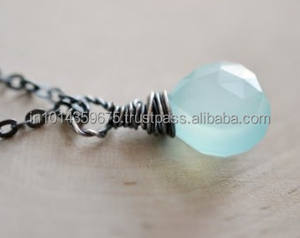 Pendentif en argent sterling Aqua Calcedony avec incrustation de lunette en plaqué or et rhodium pour fêtes ou breloques - Product Image 4