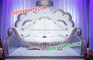 Canapé de mariage de style royal Maharaja, sculpté à la main, plaqué or, meubles de mariage pakistanais, Royaume-Uni, États-Unis - Product Image 6