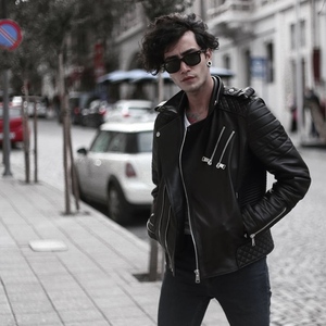 Chaqueta de Cuero de Oveja Genuina Lavada con Acabado Acolchado Otoñal, Estilo Motero, con Ribete de Piel, Servicio OEM, Ecológica e Impermeable - Product Image 1