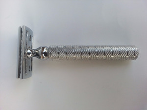 Quality Double Edge Safety <b>Razor</b> With Stainless Steel & brass Double <b>Blade</b> <b>Razor</b> <b>Blades</b> - Product Image 4