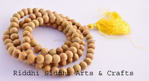 מיסטור סנדלווד טבעי שרשרת גילוף hindu Mala עם חרוזים עץ ידידותי לסביבה בעבודת יד מוצר חרוזים רופפים תכשיטים
