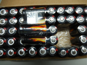 <span class=keywords><strong>Trustfire</strong></span> 16340リチウムイオン充電式バッテリーセル880mah 3.7v、buton top懐中電灯バッテリー付き - Product Image 4