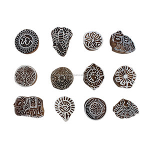 Blocs d'impression sur toile en bois vintage, blocs en bois artisanaux d'art décoratif pour l'impression sur tissu - Product Image 1