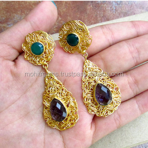 Boucles d'oreilles clous rondes et en forme de poire faites à la main avec de l'agate et de l'alliage de zinc plaqué or antique pour mariage de femmes - Product Image 1