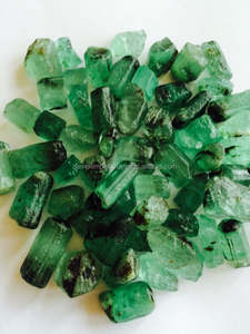 Esmeralda NATURAL en bruto - Product Image 5