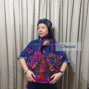 Bolso de mano indio bordado Hmong, grande, étnico, nuevo, bolso de hombro estilo Kutch bordado Tribal, venta al por mayor - Product Image 1