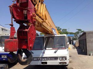 중고 일본 크레인 50 톤 중고 트럭 크레인 NK-500E KATO NISSAN engine good Used crane