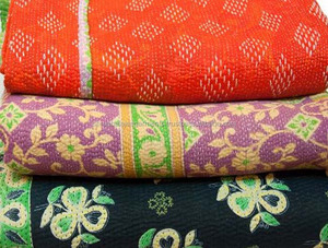 Colcha de <span class=keywords><strong>Patch</strong></span> Indiano Do Vintage Reversível Handmade Cobertor Kantha Sari Tecido Velho Kantha Lance para Cama Uso Decorativo para Viagem
