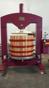 Máquina de prensado de uva de hielo/Máquina de prensado de vino de hielo hidráulica/Máquina de prensado de vino de hielo tipo cesta - Product Image 2