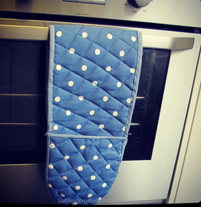 Mitaines de cuisine 100% coton résistant à la chaleur gant de four imprimé de meilleure qualité pour une utilisation en cuisine en Inde - Product Image 1