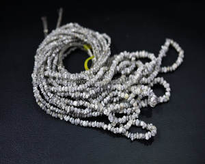 เพชรสีเทาอ่อนธรรมชาติแบบหยาบเส้นใย16นิ้ว - Product Image 1