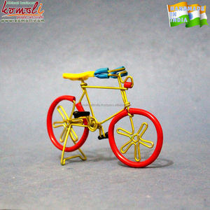 Porte-clés miniature en métal en forme de vélo - Product Image 5