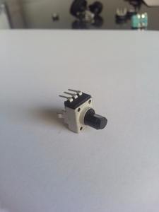 โรงงานผลิตเพลาพลาสติก ผู้จัดจำหน่ายโพเทนชิโอมิเตอร์แบบฟิล์มคาร์บอน โพเทนชิโอมิเตอร์แบบตั้ง - Product Image 2