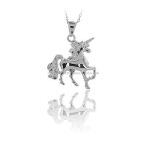 Collier pendentif cheval licorne en or massif 14K Collier animal Bijoux fins pour femmes Fabriqué en Turquie - Product Image 3
