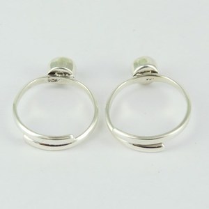 Anillos de Plata de Ley 925 con Circonita Verde y Engaste de Bisel, Estilo Bohemia, Joyería para Compromiso y Boda, Shri Ashapura Jewels - Product Image 5