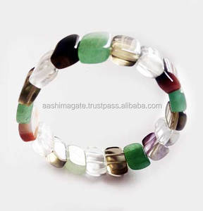 Bracelet artisanal en agate élastique européenne avec pierres précieuses multiples et cristaux naturels, cadeau de mariage écologique - Product Image 1