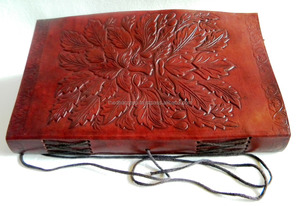 สมุดโน๊ตหนังสลักลายนูนแบบวินเทจทำมือมาใหม่ B5ปิดด้ายสีน้ำตาลสำหรับผู้ชายการเดินทางเพื่อธุรกิจปกแข็งลายดอกไม้ - Product Image 3