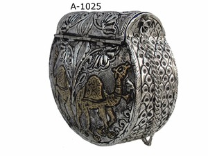 Meilleures ventes A1025 Pochette vintage en laiton fait main indien avec motif corail, chaîne et fermeture à rabat pour mariage et soirée - Product Image 2