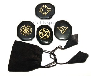 Ensemble d'énergie païenne et Wiccan: Achetez en ligne un ensemble païen Wiccan - Product Image 1