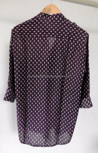 Camisa de Hombre con Botones y Diseño de Cuello Alto, Personalizada al por Mayor, Ropa Casual y Formal para Hombre - Product Image 3