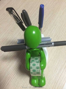 2015 divertido baño de diseño niño dispensador de cinta de sostenedor de la pluma con el titular de la tarjeta/interesante gadget para la oficina en casa/regalo del festival - Product Image 5